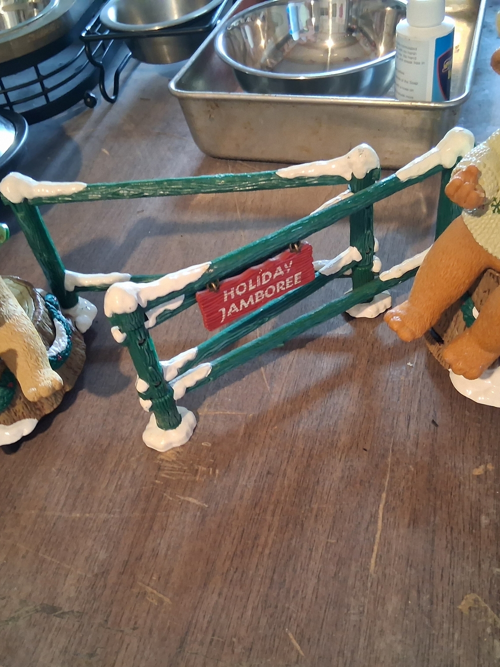 Holiday Jamboree Green Snow-Tipped Decorative Fence - Unbranded